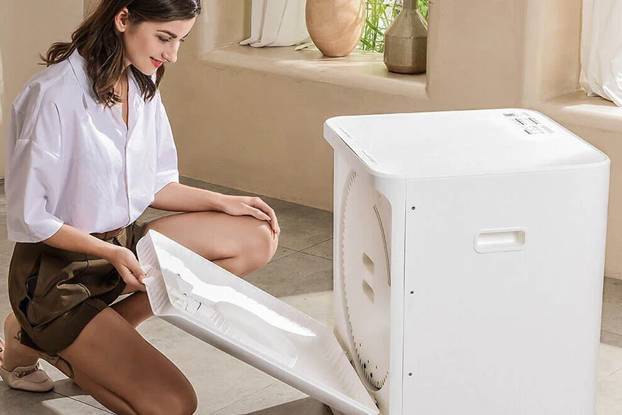 how does the litter robot work